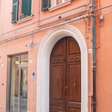 Corte Degli Estensi, Romantica Mansardina Ferrara Exterior photo